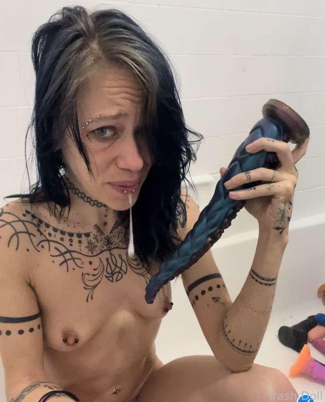trashdoll image #1