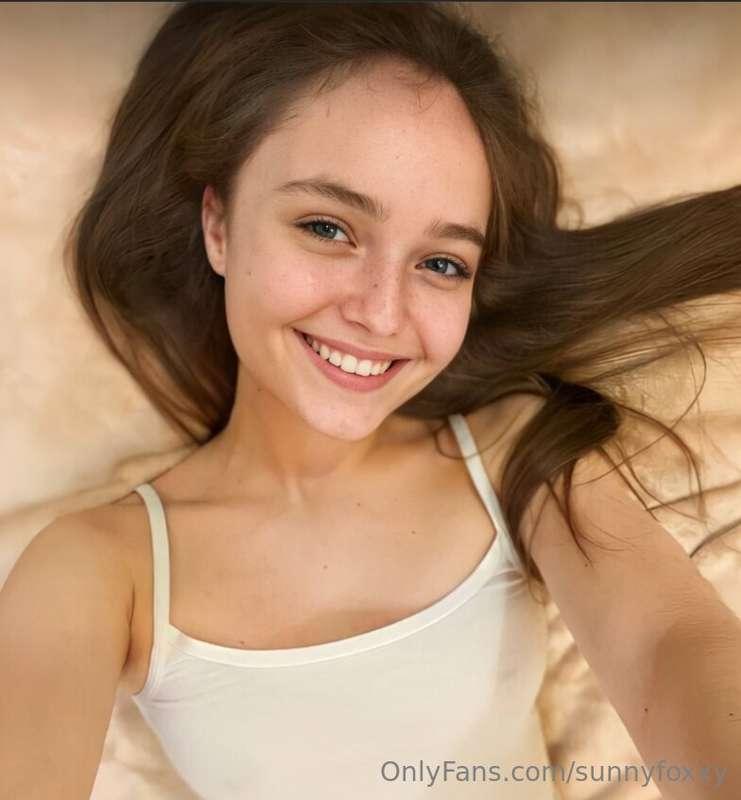 ## ADD THIS SINGLE CUTIE @danoria😏❤️🍭
NATURAL JUICY SHAPES👅 ..