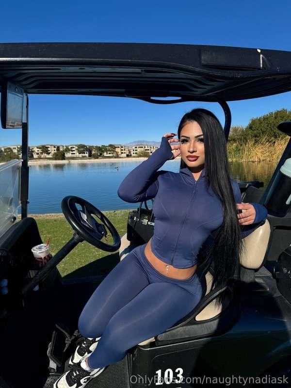 Wanna cum for a ride papi?? 🏌🏻‍♀️