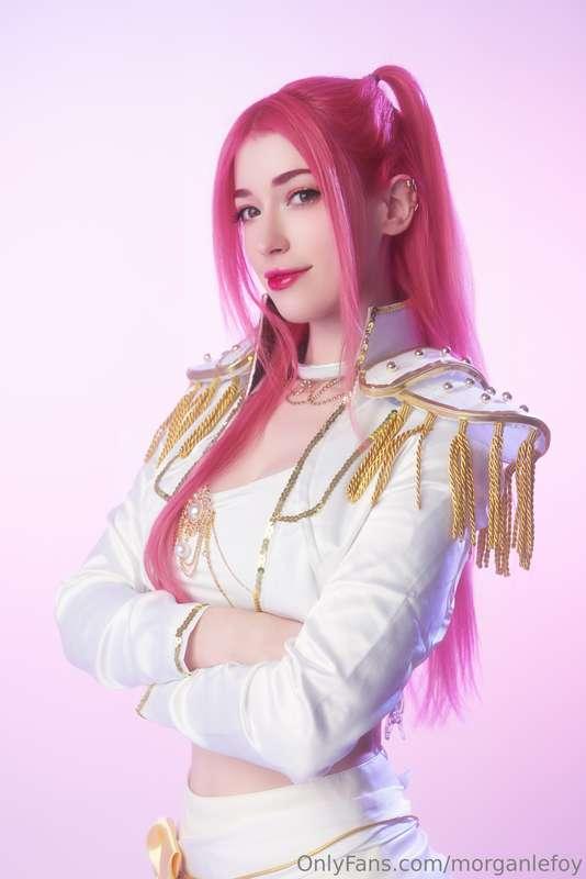 Mira cosplay from Kpop Demon Hunters :3 Who has watched this..