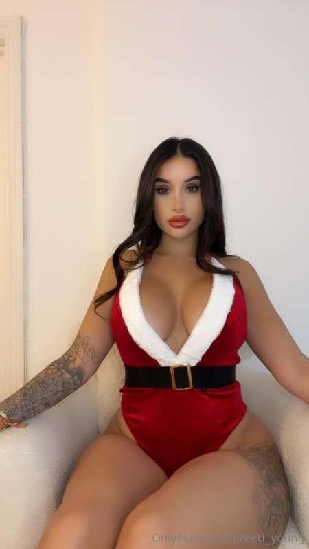 Spunk all over me … make it snow on my tits