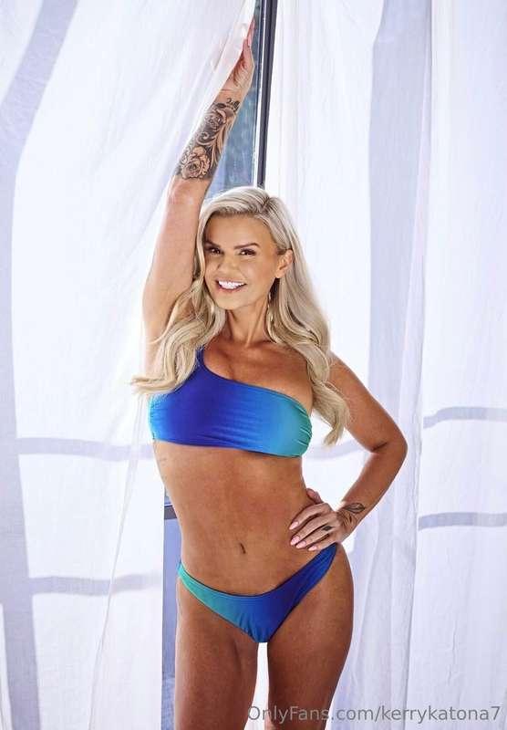 kerrykatona7 image #0