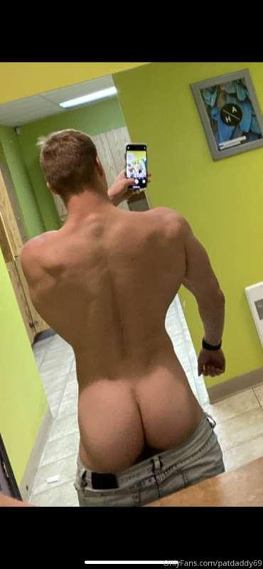 Booty fat after workout 🍑🔥😋