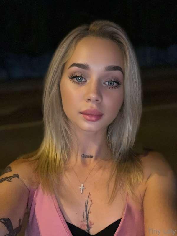 Hey, how's your evening going? Hope it's as romantic as mine..