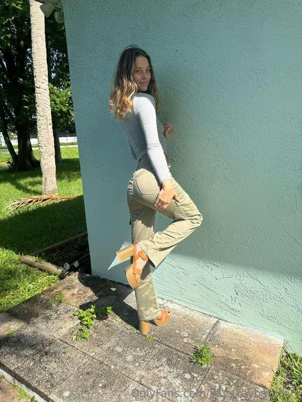 🤤😇💋 you’re queen