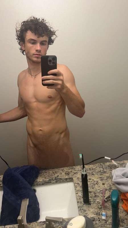 weyolo main image