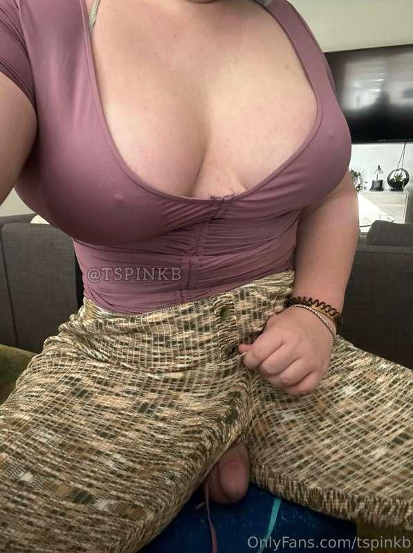 Peek a boo 👻
