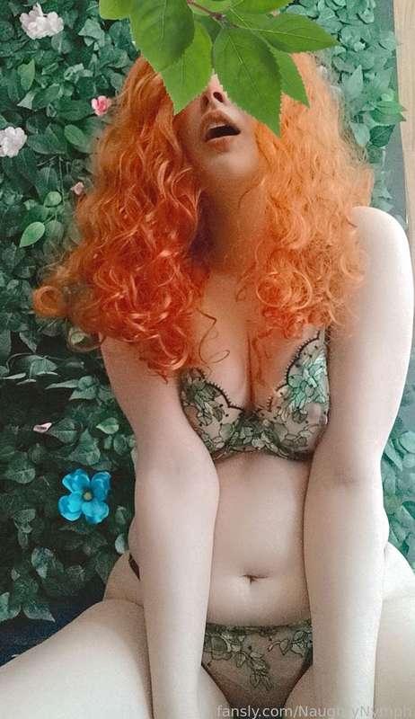 The video, as promised~💚

I won't be skipping a post for a while, and if I see a lot of new followers, I might start a sale... 💚💚💚