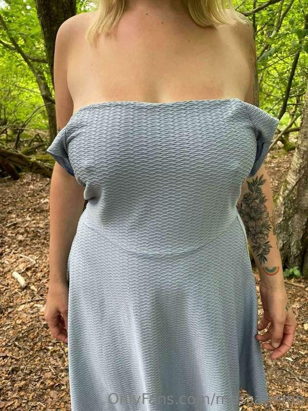 Who wants to see the full outdoor photos and video?🍃🌳😈