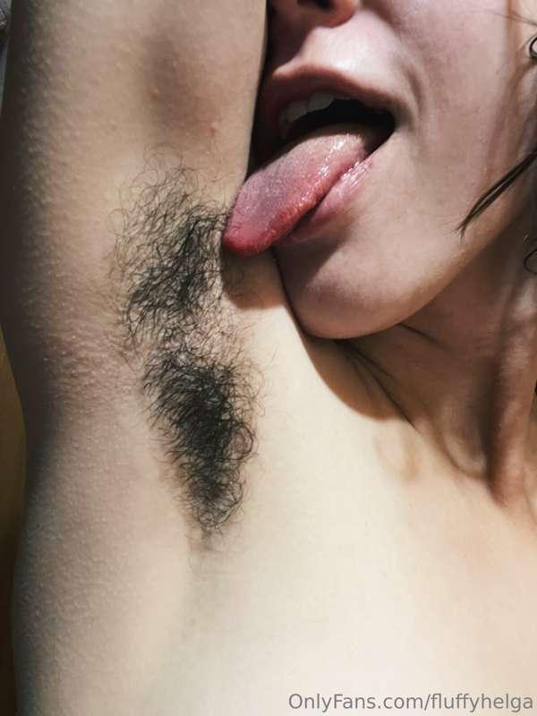 fluffyhelga image #0