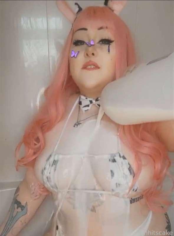 uhhitscake image #35