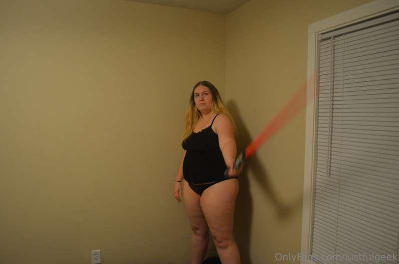 lustfulgeek image #11
