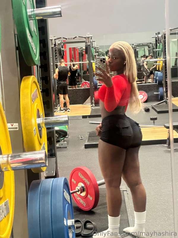 GYM DAY! my ass was bouncing uncontrollably 🤤