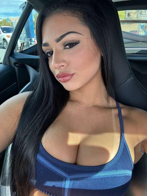 eyes up here…