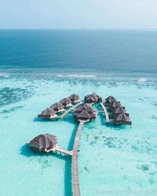 I can live here forever 🤗🤗🏖🏖🌞🌞

Do u have a favorite place t..