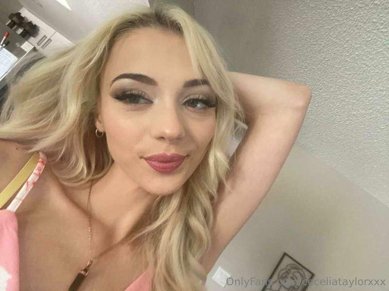 Good morning! I know your looking forward to some fun 😏 subs..