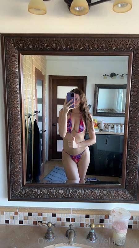 Do you like this bikini on me? 😉.. It looks better off dm me..