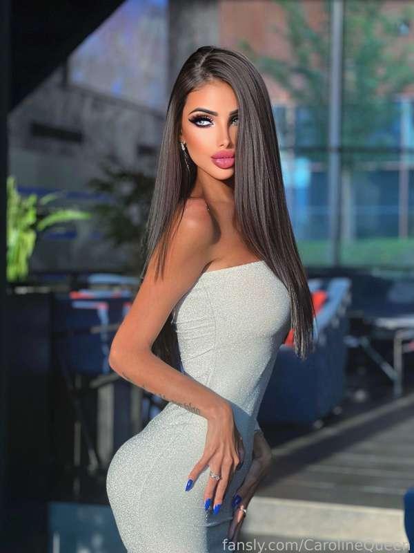 carolinequeen image #0