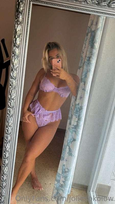findest du, dass ich noch zu viel anhabe? 💖

Mach einen Tip ..