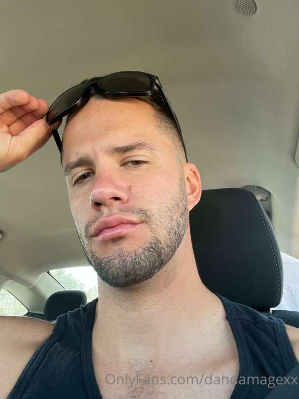 Omw to set! Anything special you guys would want to see in t..