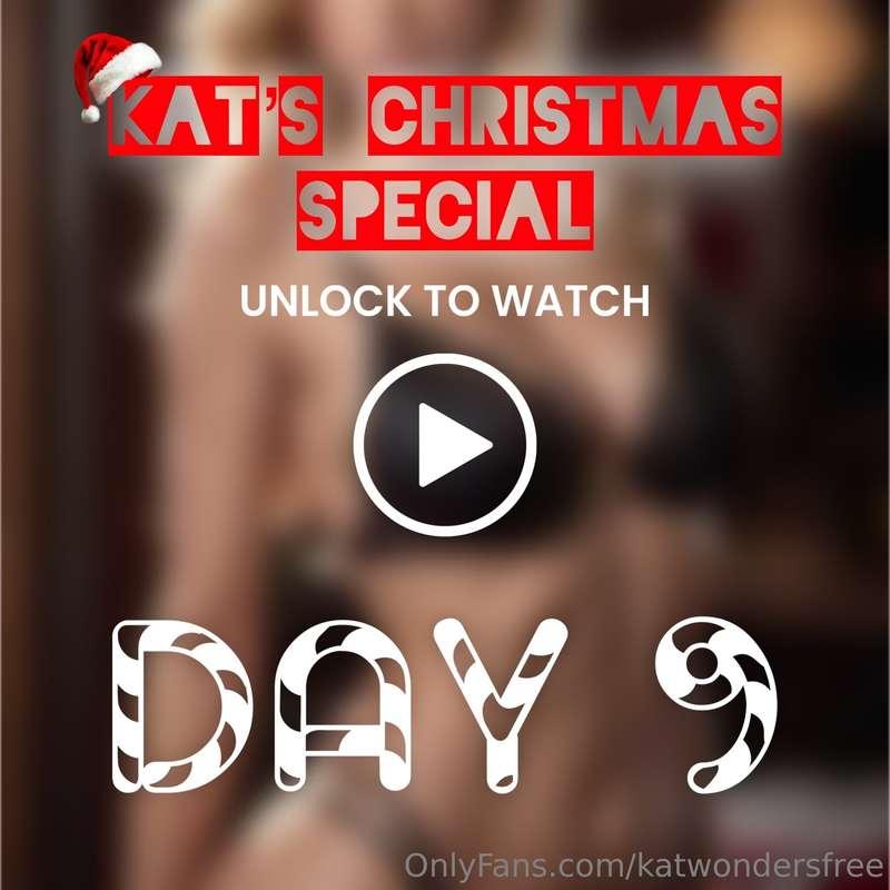 🎄 Kat's CHRISTMAS SPECIAL - Day 9 🕊️ A RED HOT MOMENT... Swe..