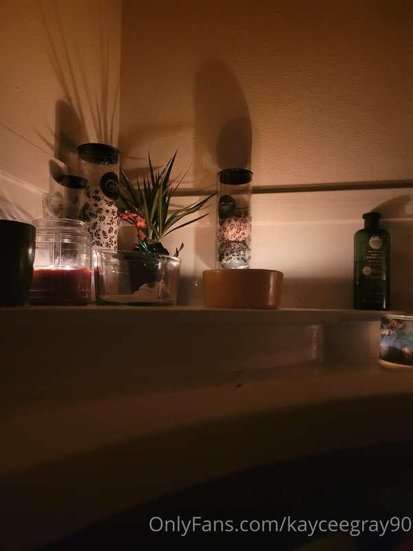 kayceegray89 image #1