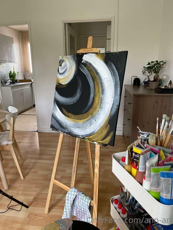 I was in a creative mood and I painted another picture🎨Do yo..
