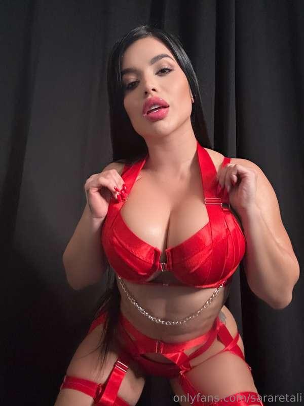 I'm in the mood to spit on some nice cock today..🥵 can I bor..