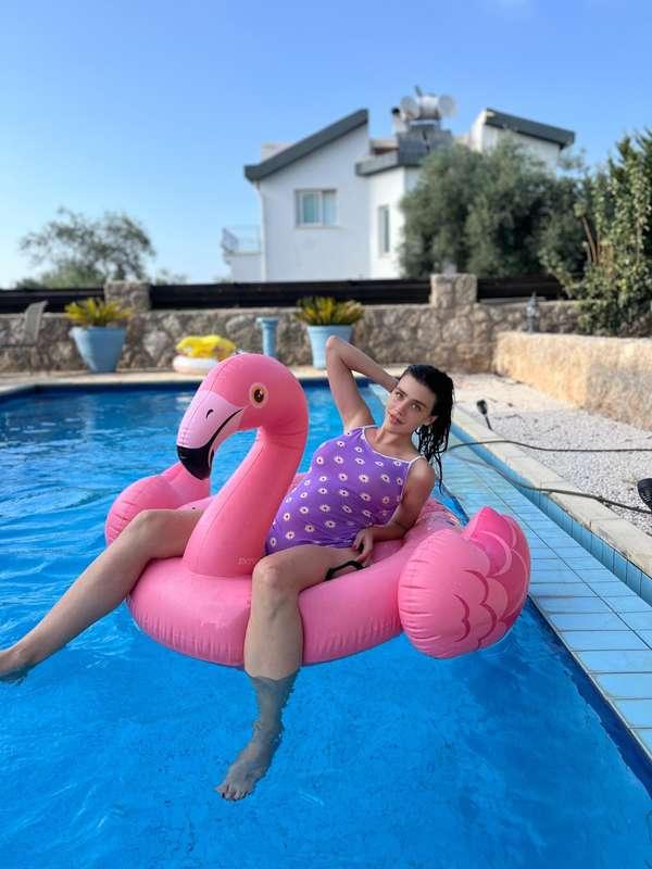 ✨Poolside paradise vibes✨ Me, a cute flamingo 🦩, and endless..