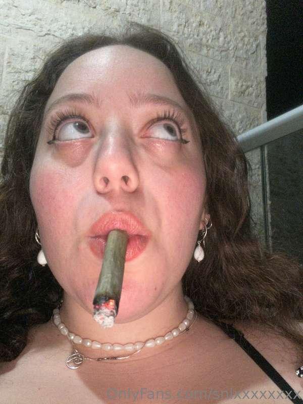 High 👋🏻

תנו לי כסף לוויד