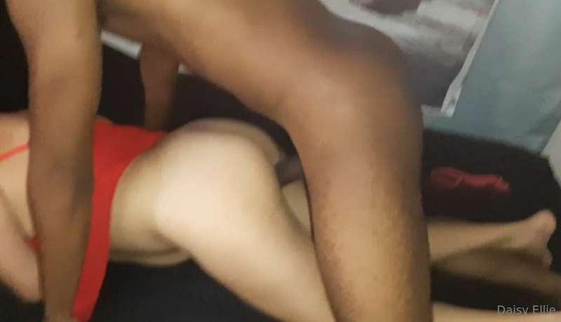 @ianka black breeding @devilishdaisy in front of her loyal b..