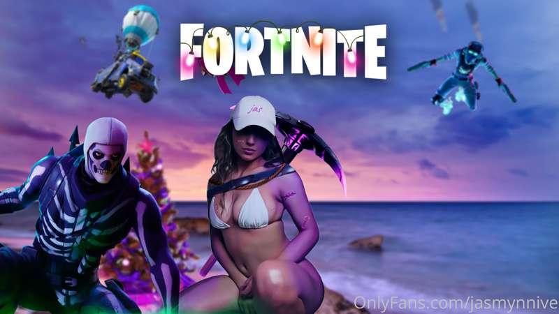 Me and my bf about to ruin Christmas for everyone 😈