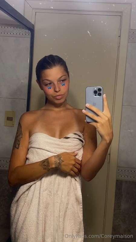 check your messages from me 😈💋