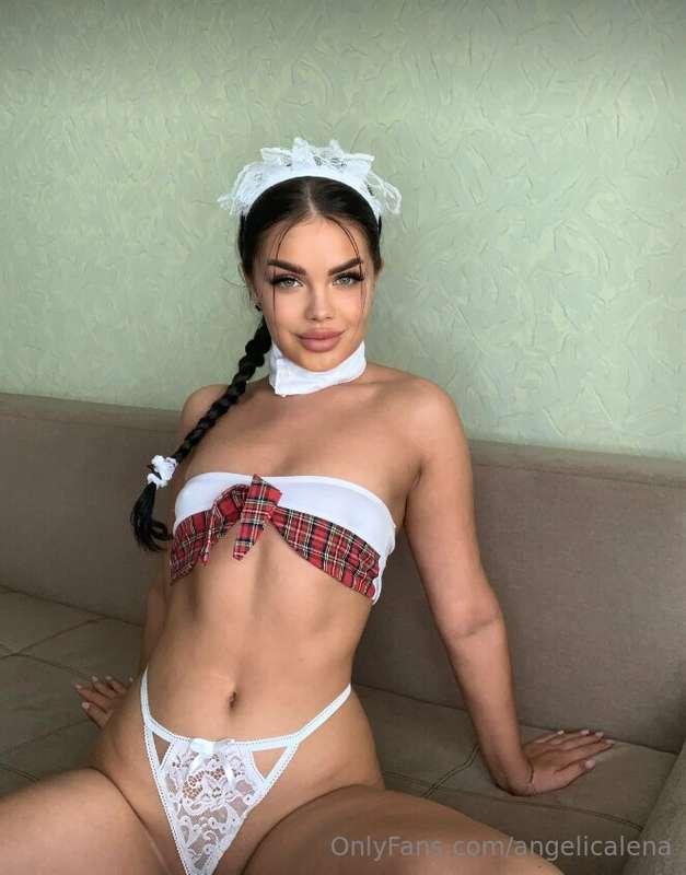**DM me if you think I’m cute** 😝