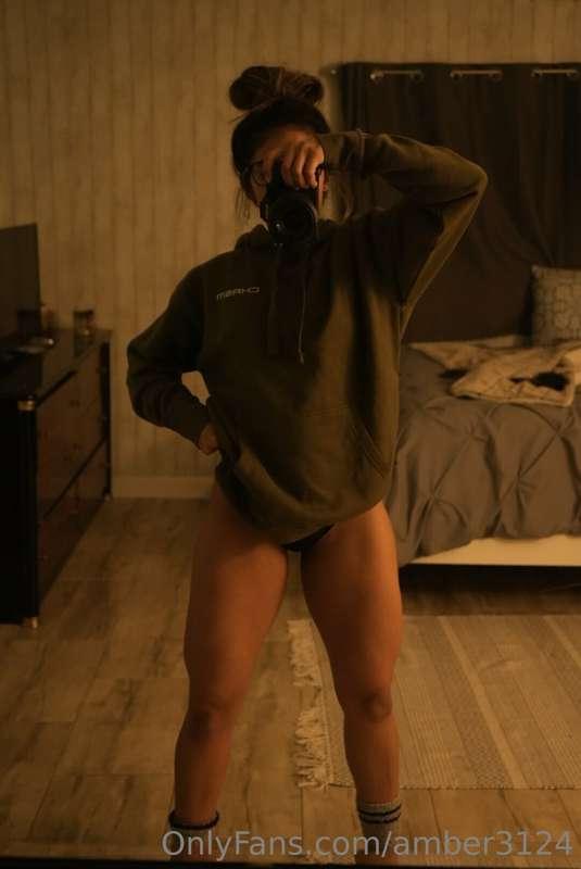dm me, i wanna show youu something (;