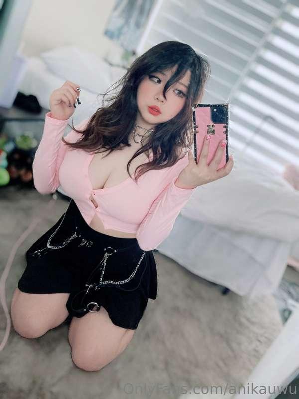 oh yeah, i took more pics in this top too since you guys lik..