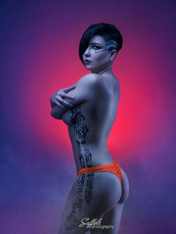V from Cyberpunk 2077