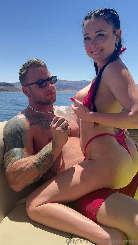 Swipe over😜