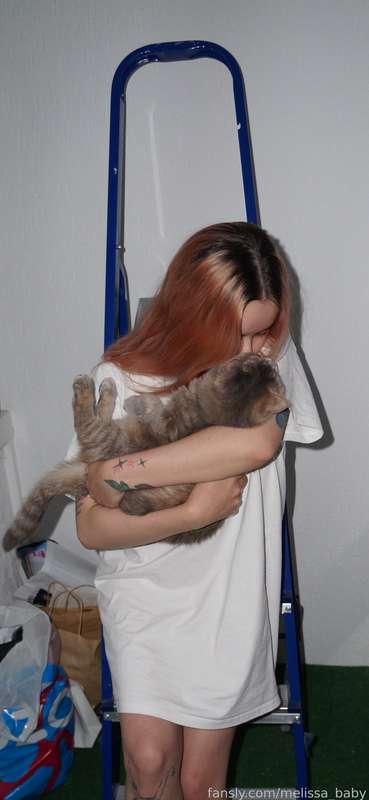 ~ i love my cat ^_^

#18 #teen #young #loli #petite #egirl #alt #gamergirl #cute #cutegirl