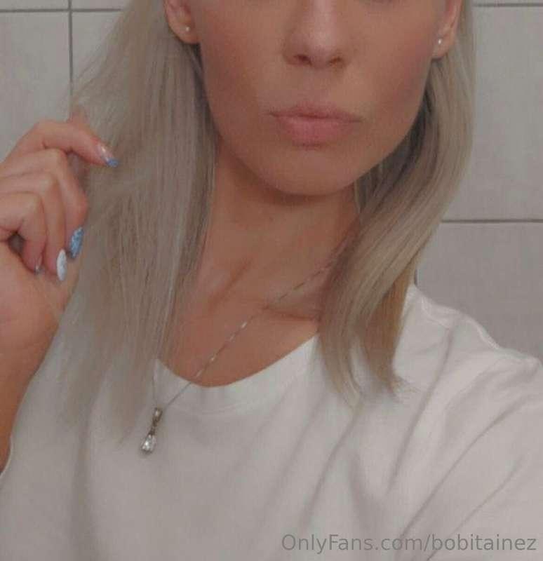 Hi guys! 😍 Welcome to my page! I'm Inez and I live together ..