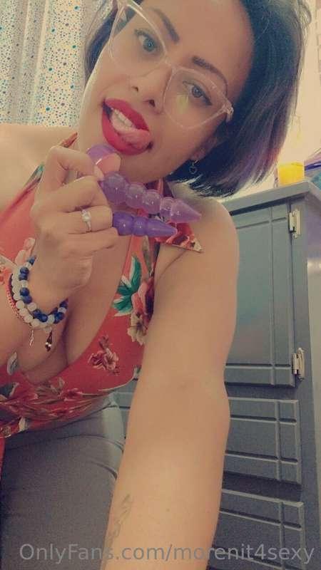 La nena tiene juguetes nuevos 😏🔥💋❤️

Ya quiero llegar a casa..