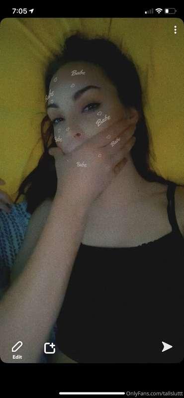 always doing mini shows on snap. if you sub on here you don’..