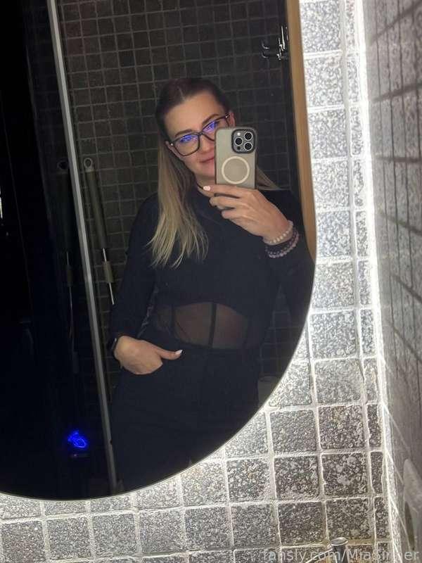 Tie my wrists, lay me down on the floor, close my eyes. I will lie quietly and wait for your touch… touch me

#new #blonde #milf #amateur #petite #glasses #publictoilet #slut #bodysuit #masturbate