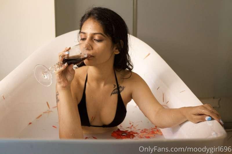 moodygirl696 image #0