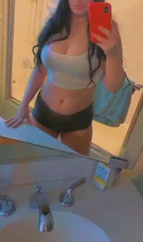 Booty shorts! 🐱😜

#fyp