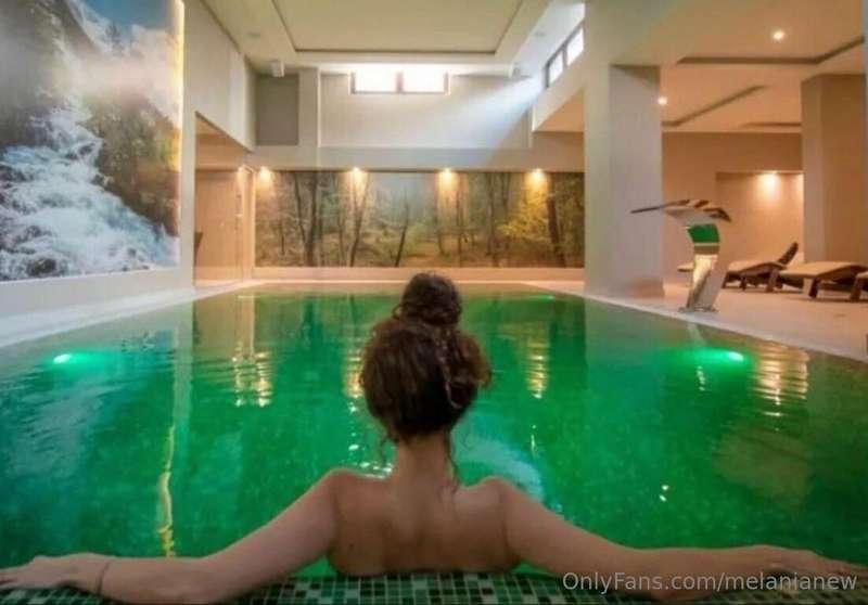 Cosa fate nel weekend? Io mi rilasso in acqua. 😍🩵
