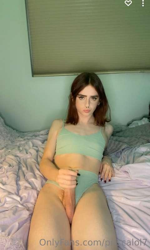 would u suck me if i asked you to?