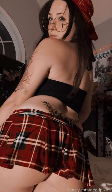 deadpixie image #2