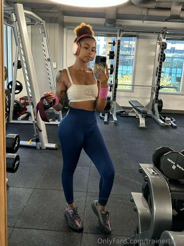 Time to work off that sweet potato pie😅💪🏾