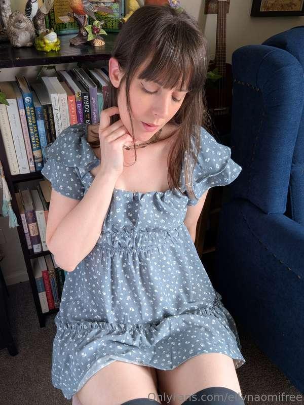 Posing in a cute dress and stockings: https://onlyfans.com/1..